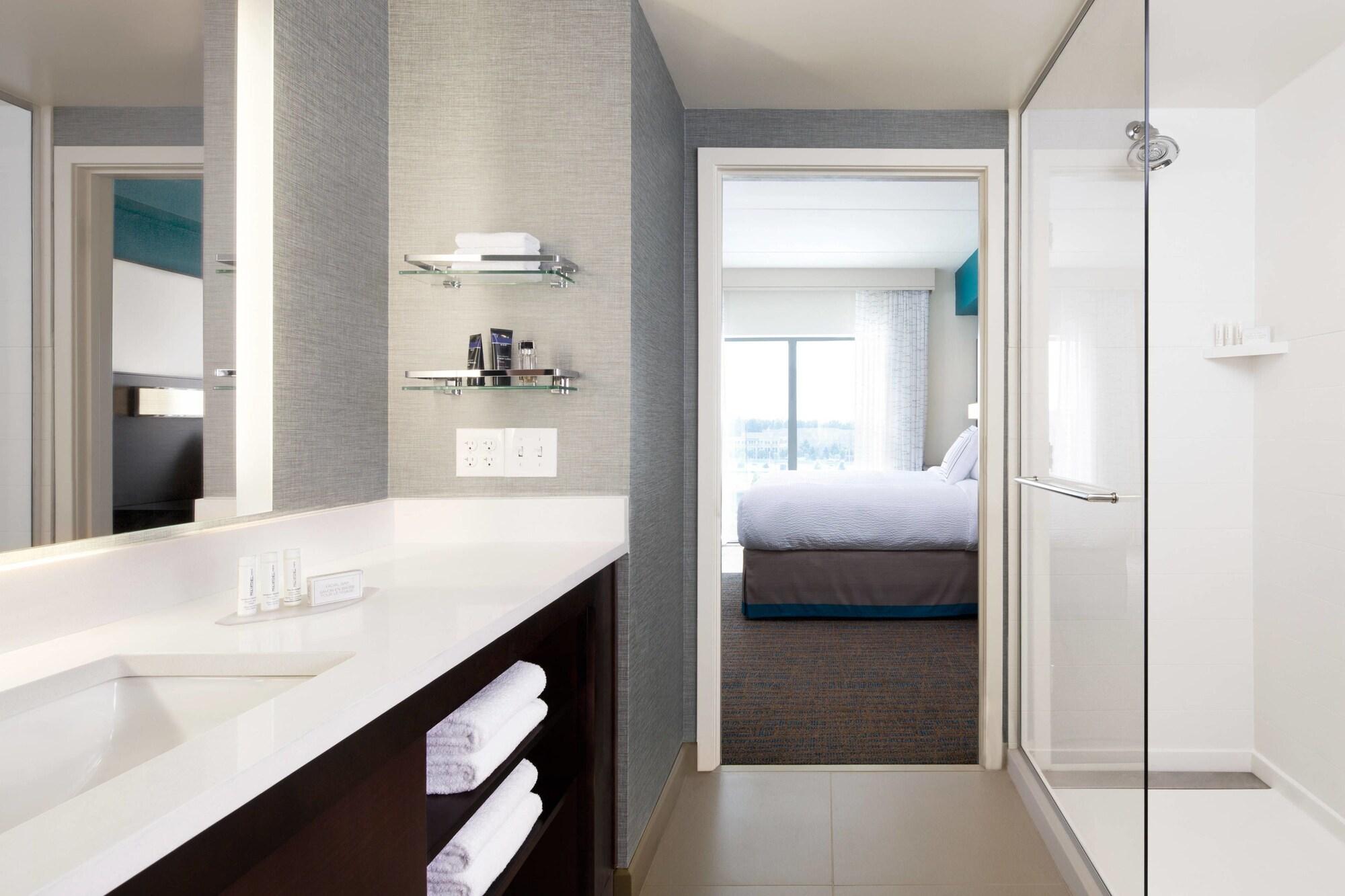 Hotel By Marriott Lancaster Rohrerstown
